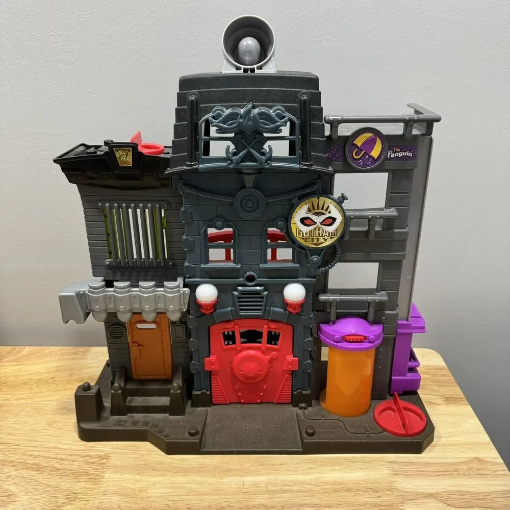 Imaginext DC Batman Crime Alley Gotham City Jail Action‎ Figure Diorama Playset
